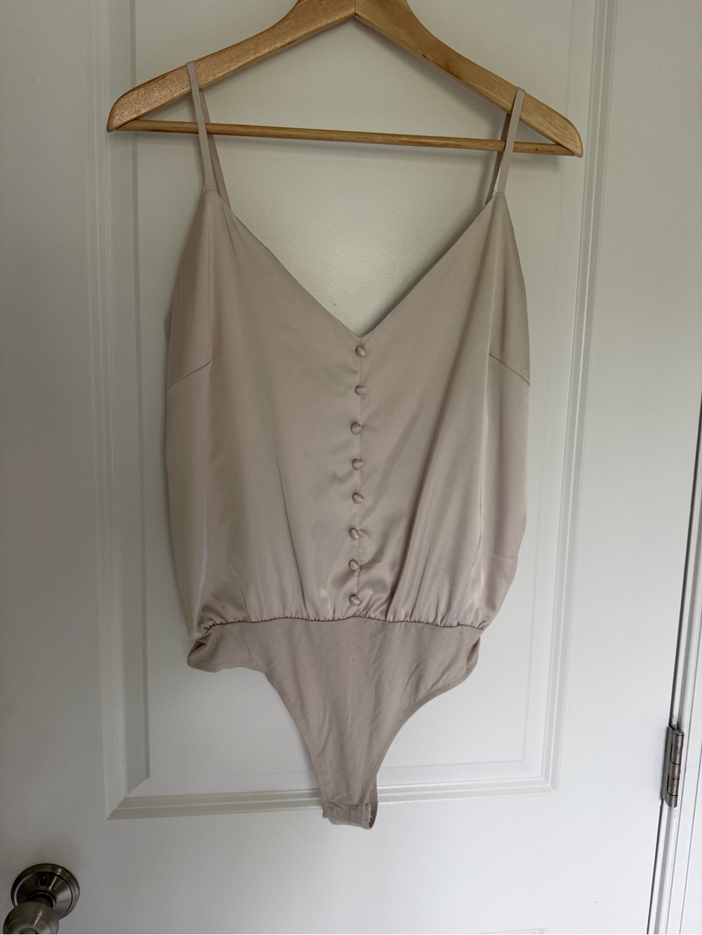 Lulu's Light champagne V-Neck Button-Front Bodysuit